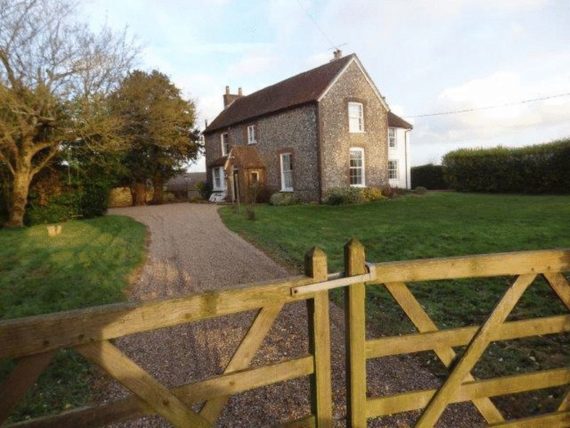 5 Bedroom Detached